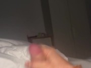 Tocándome rico para ir a descansar 9/16