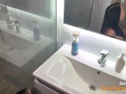 Picked Up a Tourist at the Beach – She Sucked Me in the Hotel Mirror POV and Took a Cumshot to Face 6/16