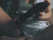 Моя мокрая киска больше не может терпеть, вечерний дроч 1/16