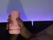 Masturbation en solo 🍆💦تكفيتة على ترمة غليضة