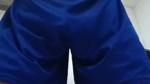 My friend asks me for a video to see how I look in shorts.