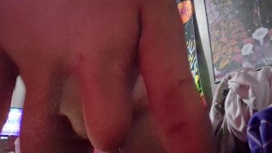 Curvy amateur shows off body