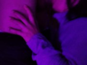 Mi novio se demoró y terminé chupandosela al patovica del boliche, por poco me descubre!!! 13/16