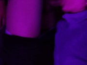 Mi novio se demoró y terminé chupandosela al patovica del boliche, por poco me descubre!!! 5/16