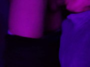 Mi novio se demoró y terminé chupandosela al patovica del boliche, por poco me descubre!!! 6/16