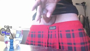 FEEDING TIME! feeding this glass like it's your mouth