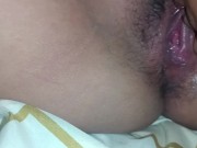 Esta chica se está mojando mucho de mis dedos 10/16