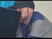 Casada sem calcinha recebe manutencista! 4/16