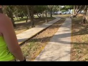 Hada caliente en busca de colágeno los ven cogiendo en el carro! Full video en OF🥵 13/16