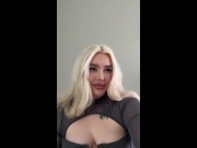 BEAUTIFUL NEIGHBOR SHOOTS TIK-TOK CHALLENGE “ASK YOUR NEIGHBOR FOR A GLASS OF WATER” 3/16