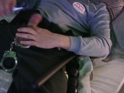 grilletes apretando mis huevos, vigilante de seguridad 11/16