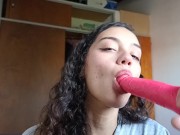Sexy latina mamando un Dildo lo disfruta como si fuese real 10/16