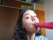Sexy latina mamando un Dildo lo disfruta como si fuese real 11/16