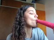Sexy latina mamando un Dildo lo disfruta como si fuese real 7/16