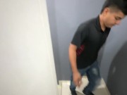 Confundo accidentalemte a mi culona hermanastra con mi novia y termino follandola muy duro. 2/16