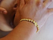 mi hermanastra aprovecha que los papas no están para hacer un trio con mi mejor amigo 12/16