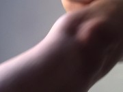 Esposa amadora faz tarefas domésticas nua. 11/16