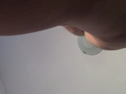 Esposa amadora faz tarefas domésticas nua. 14/16