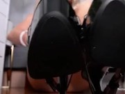 Giantess heels : FOOTBADDIEFETISH . COM 8/16