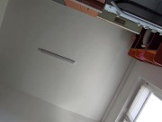 Latine sexy nue dans la cuisine. Femme sexy nue prépare à manger dans la cuisine. 2/16