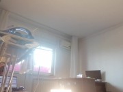 Amateurin macht nackt Hausarbeit. Latina mit behaarter Muschi, großem Arsch. 16/16