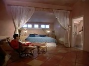 La bruna sexy ha 69 anni per godersi e succhiare il cazzo 4/16