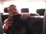 Me olvidé la cartera para pagar el viaje en Uber, me tomé toda su rica lechita 9/16