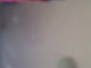 Amateurin macht nackt Hausarbeit. Brünette mit behaarter Muschi, großer Arsch. 16/16