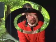 La giovane bionda all'aperto Tia Sweet si gode la sborra in faccia 2/16