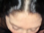 Pagando um boquete gostoso no meio da rua para meu namorado 14/16