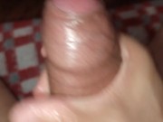 Latino se masturba hasta final 12/16