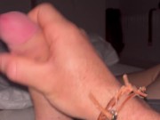 Descansando antes de empezar mi consulta como nuevo doctor 6/16