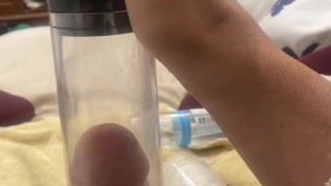 Femboy DaniI Edging with Cumshot