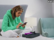 Olivia Verde gets into her first time anal try 3/16