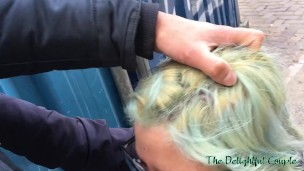 Me corro en la cara de mi Ex después de una mamada pública y hace un Cumwalk en Leidseplein, Ámsterdam