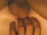 Una giovane mora sexy apre la figa per prepararsi al grosso cazzo 13/16