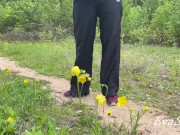 I wanted to pee in the park on the lawn 3/16