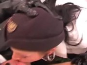 Scopata fetish per la bruna affamata di cazzo in ufficio