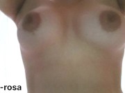 Senos bonitos juguetones 1/16