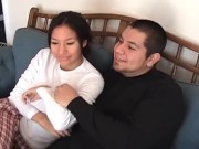 Damiana si eccita scopando come una puttana 1/16