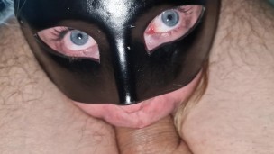 HARDCORE DEEPTHROAT LEGLOCK