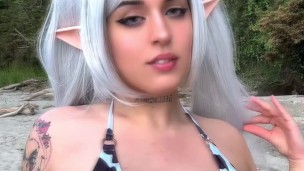 chica juguetona y hot