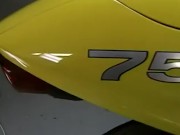 Puttana bruna scopa il meccanico che le aggiusta la bici