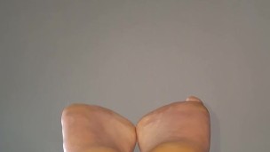 How long would you last with my soles on your face and cock