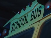 La giovane bruna tatuata ha una gran voglia di cazzo tra le gambe 9/16