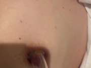 彼女の乳首を強く、吸引して、牛の乳首のように肥大化させながら犯しまくる 2/16