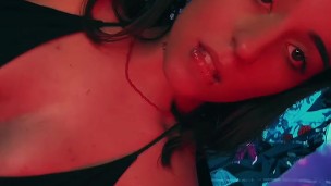 Traviesa chica caliente