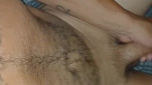 Jacking off with a close up & plenty of lube