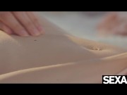 Gorgeous brunette fingerbangs her pussy to an intense orgasm 3/16