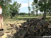 Bored Housewife Convinces Handyman To Fuck Her Tight Ass 4/16